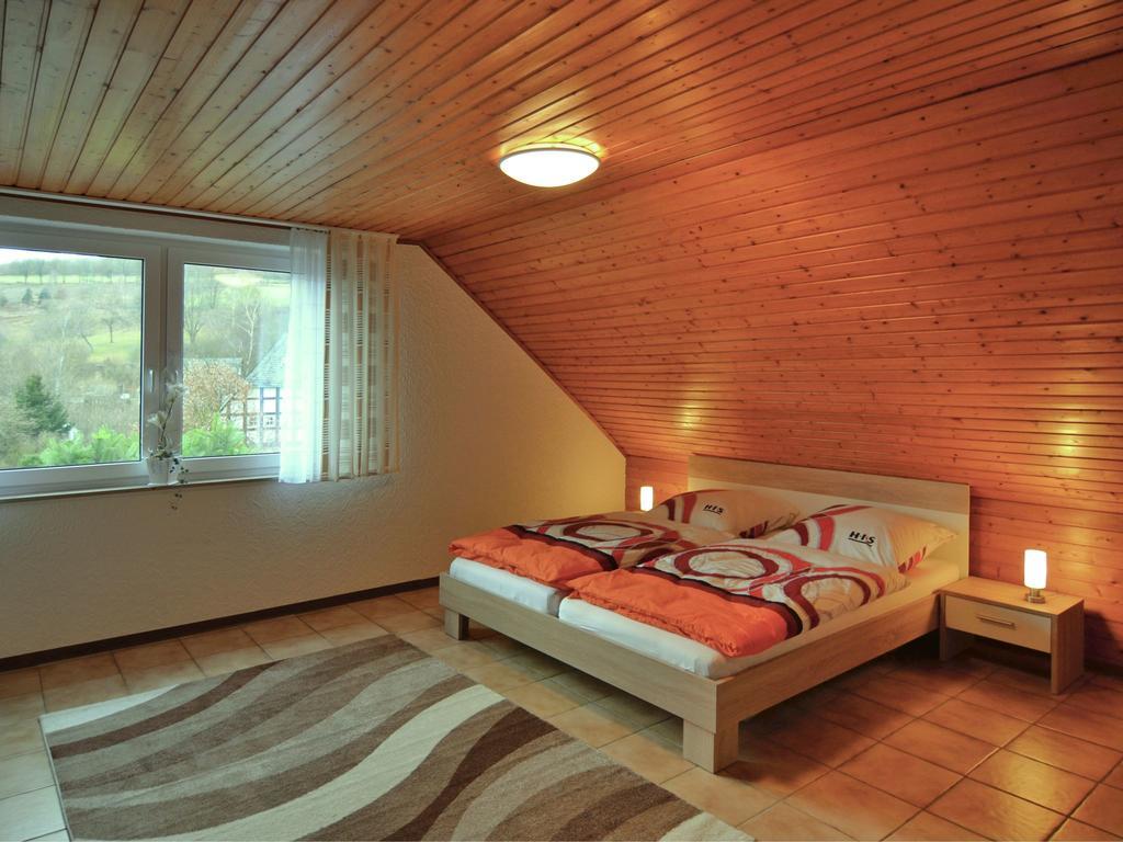 Apartment In Assinghausen With A Sun Terrace ภายนอก รูปภาพ